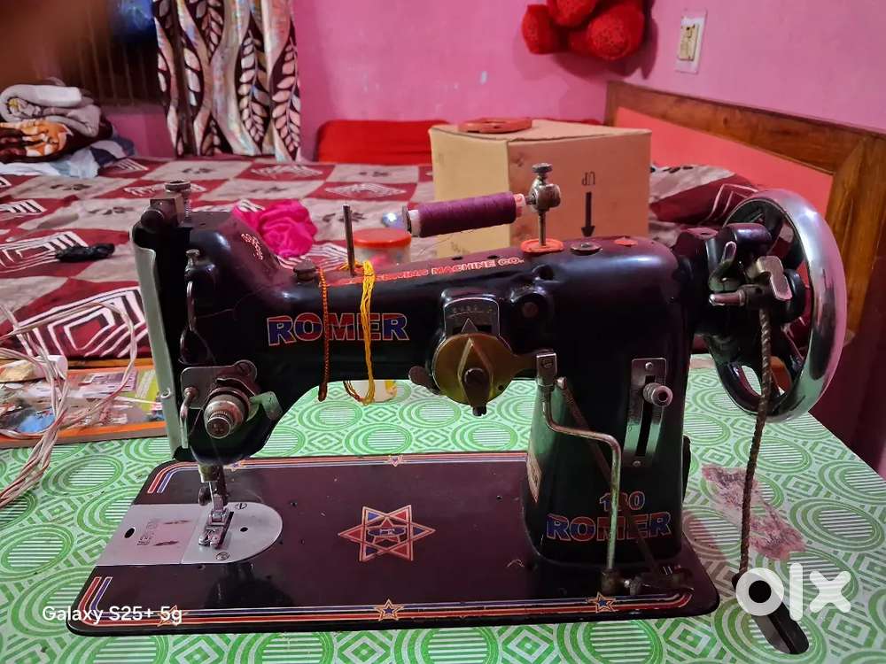 Pico Stiching Machine with stand