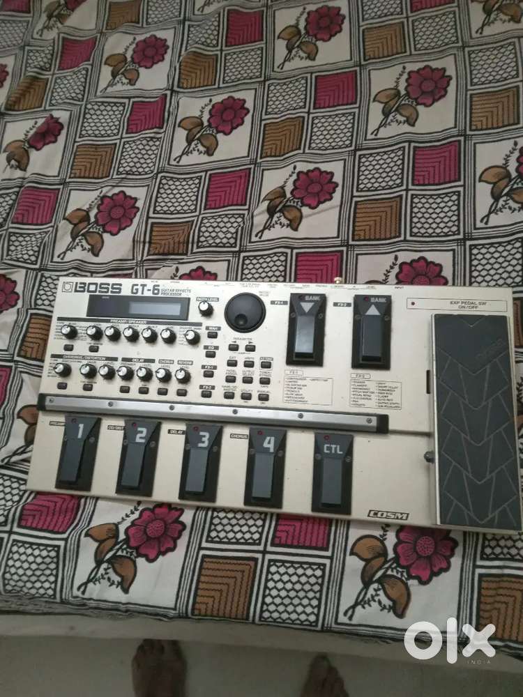 GT 6 GUITAR PEDAL