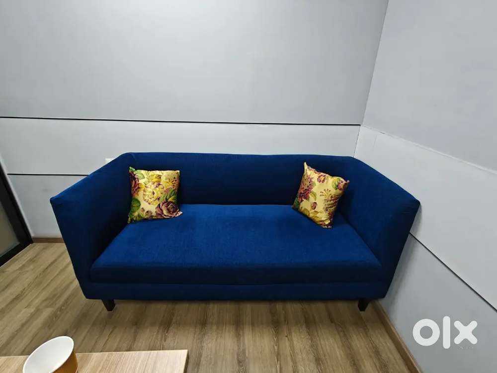 3 Seater Office Sofa with 2 Cushions