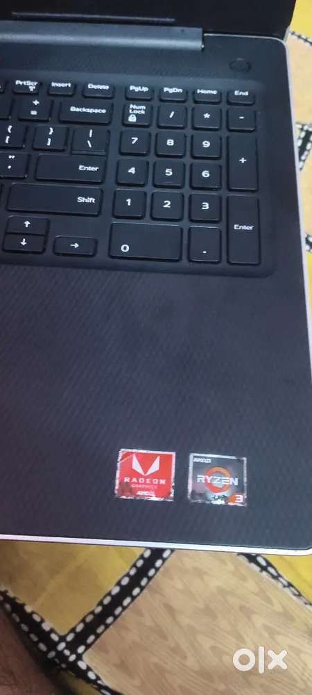 Dell INSPIRON 15 3585