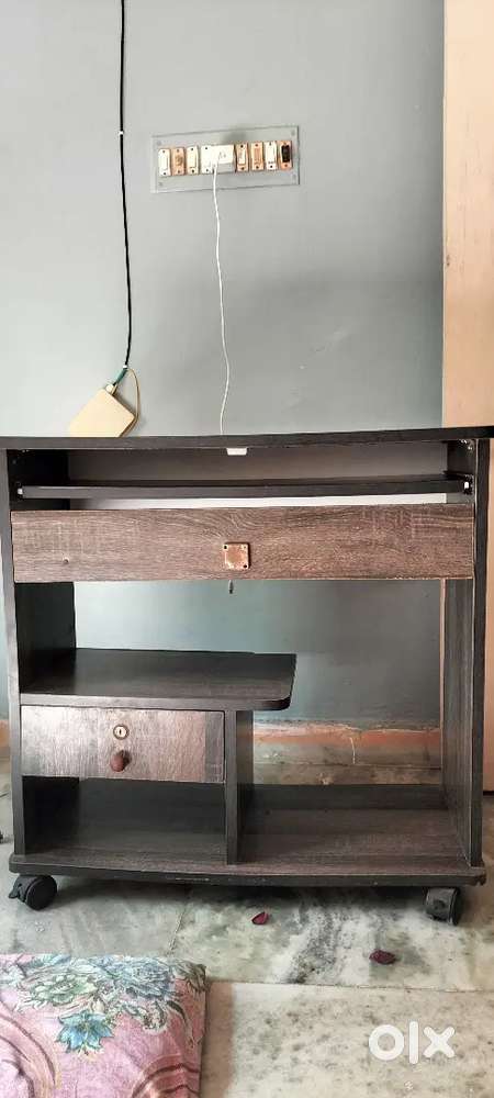 Wooden Computer Table with Drawer & Keyboard Tray – Good Condition