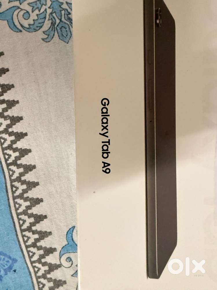 Samsung tab a9 with new cover and charger