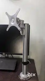 SCREEN STAND