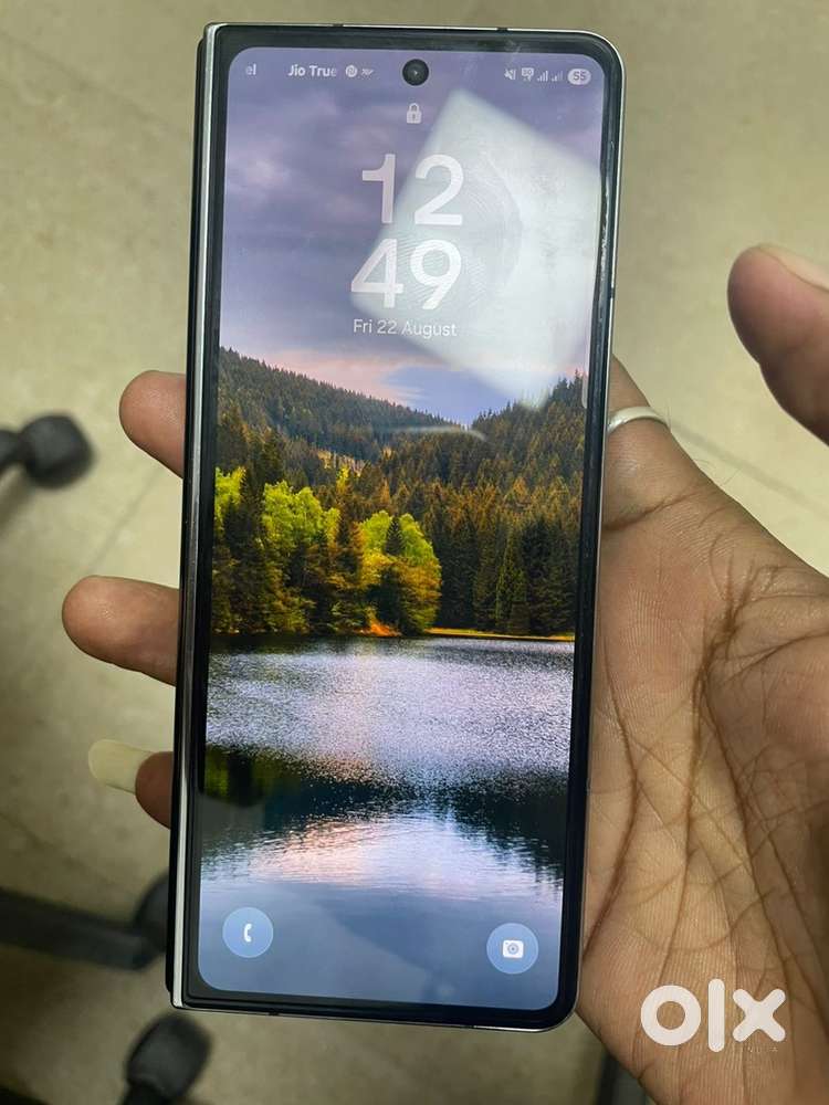 Samsung fold 4