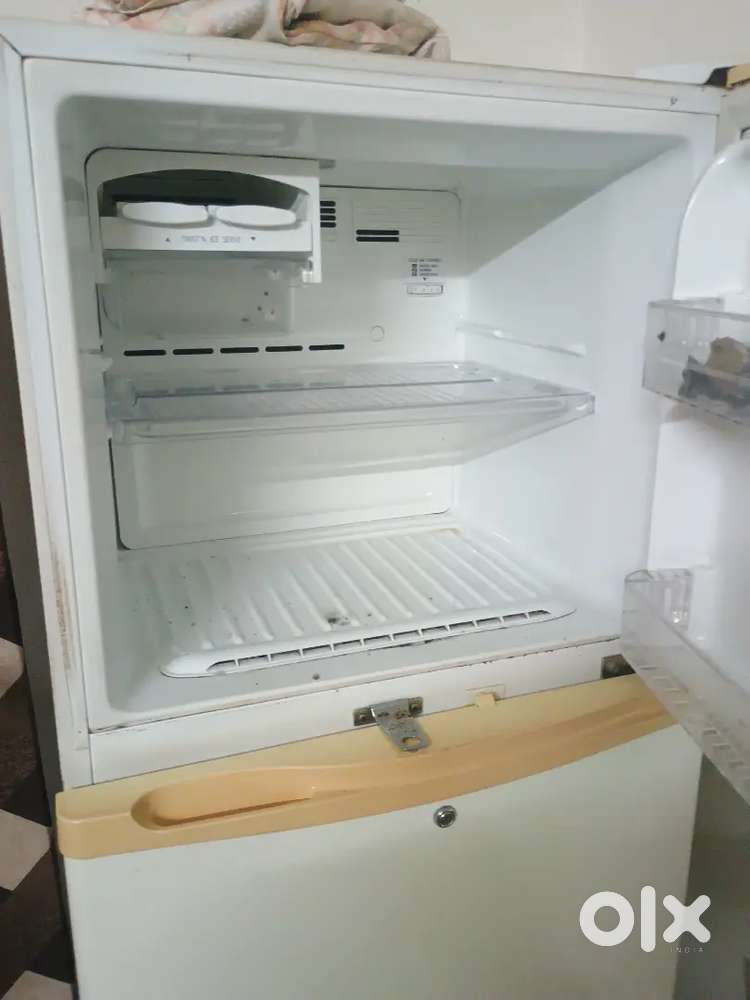 Second hand frize working condition  no any problem