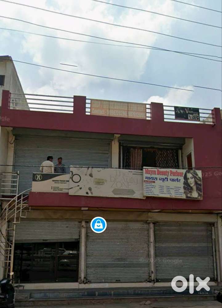 Shop / Office Available For Rent in 1st Floor