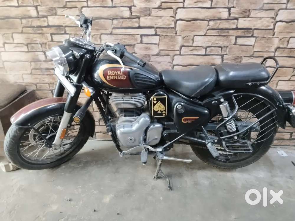 2022 modal first owner All papers complete 2 keys new battery new tyre