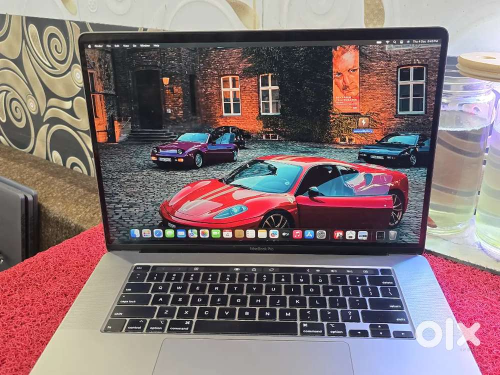 Apple Macbook Pro 2021 i7 16gb 512gb 5.5gb Graphics 16inch Retina