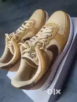 Nike AIR FORCE 1  SIZE 8.5