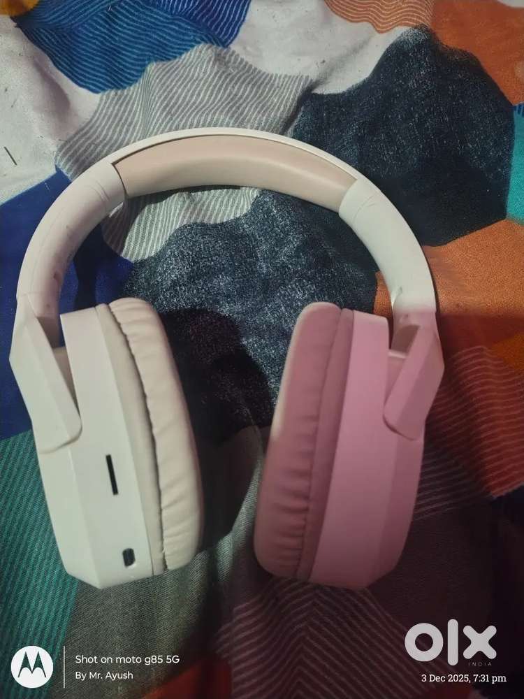Headphones