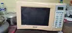 Selling Micro oven