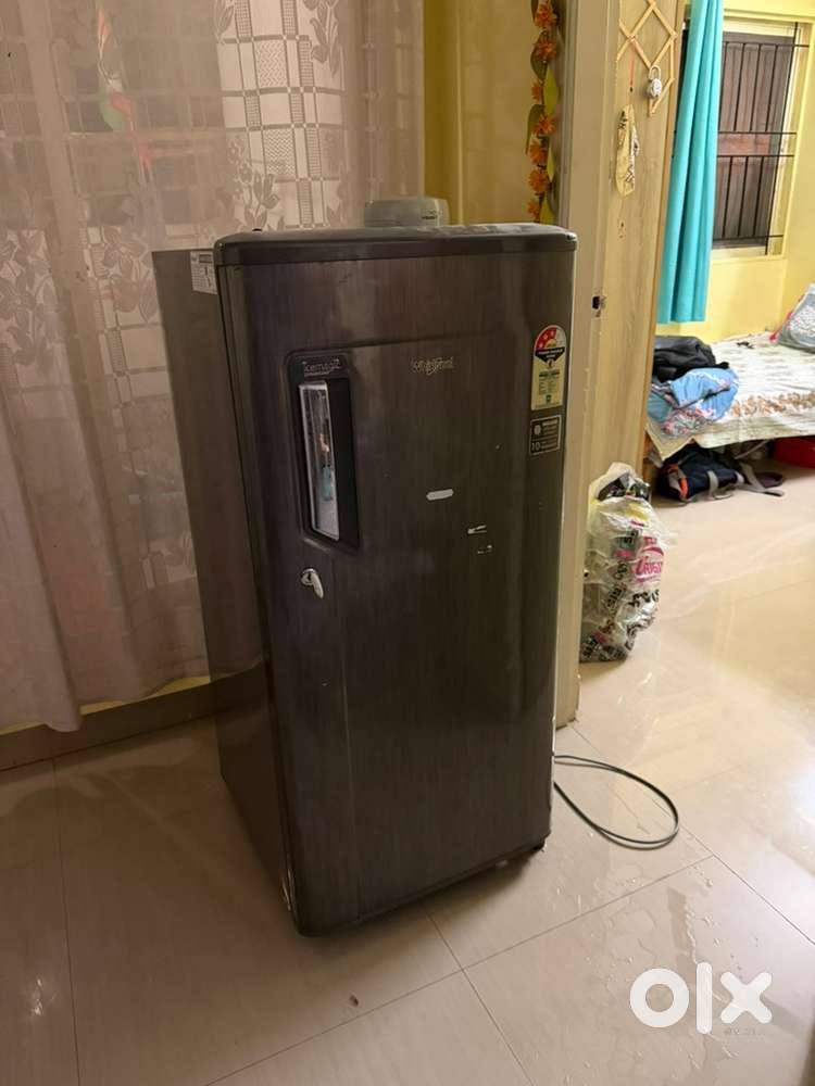 Whirlpool single-door refrigerator with the Icemagic Powercool feature