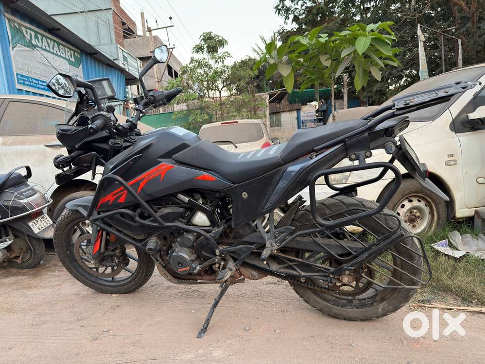 KTM Adventure 390