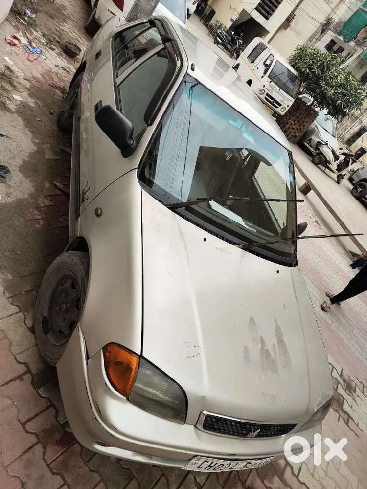 Maruti Esteem 2003 petrol Chandigarh Number