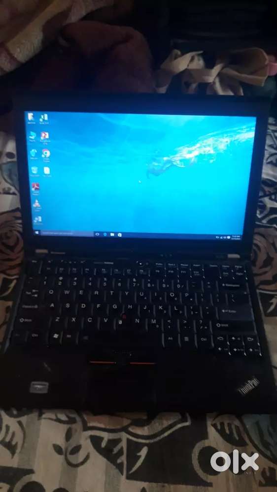 LENOVO THNKPAD 4 GB RAM 500GB HDD CORE I5 WIFI CAMERA WINDOWS 10