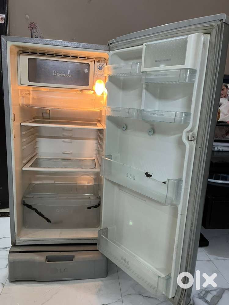 LG 190L REFRIGERATOR GREY COLOUR
