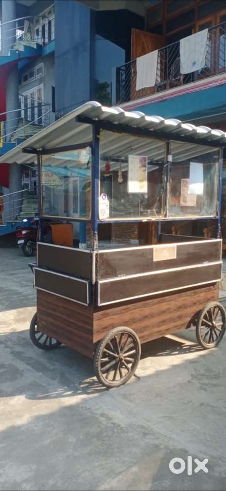 I need a cook to run my fast food business.