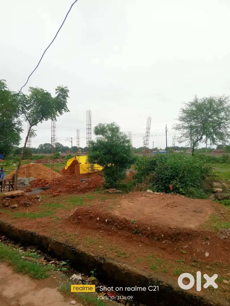 Plot in maihar ghurpura