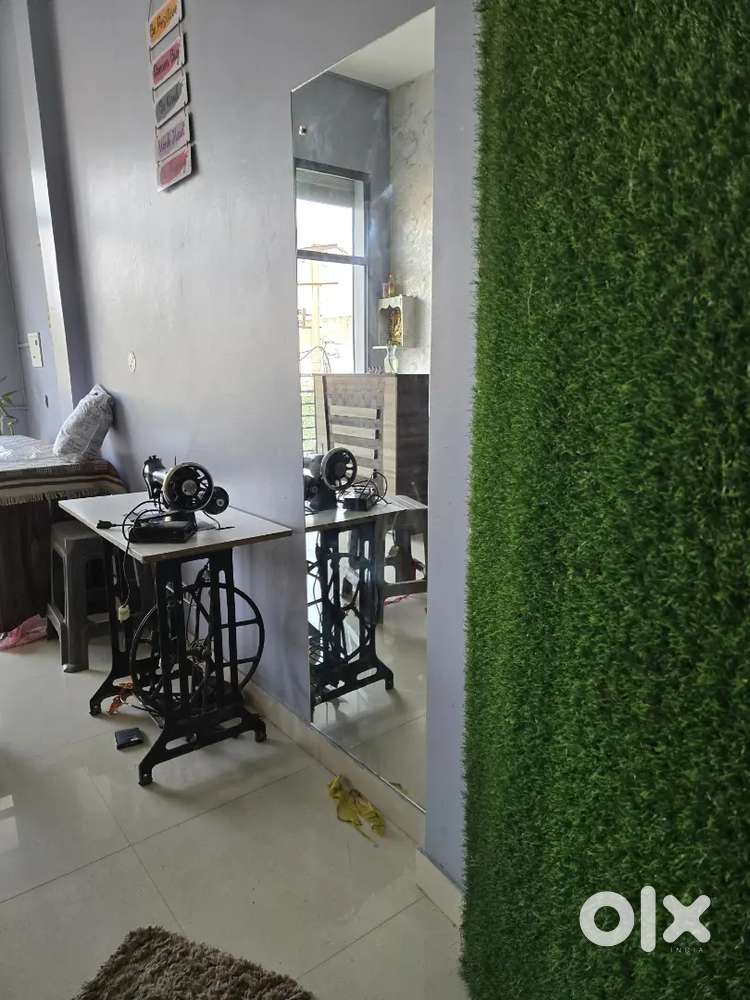 Tailor job