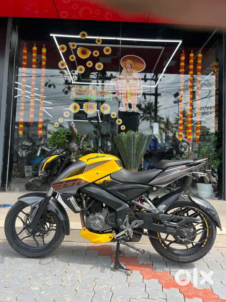 Ns200 all kerala finance available