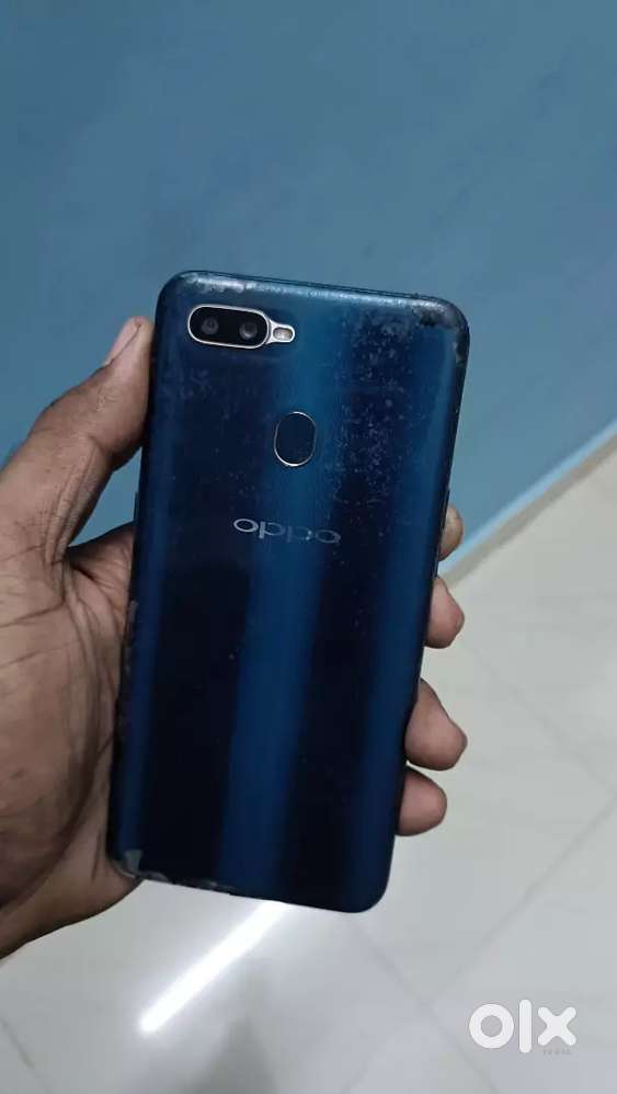 Selling my Oppo A7 for lowest price