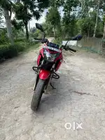 Apache RTR 200 4V