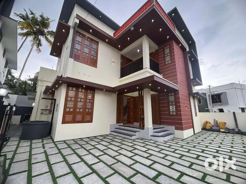 4 bhk @ ANDOORKONAM Kazhakkuttam