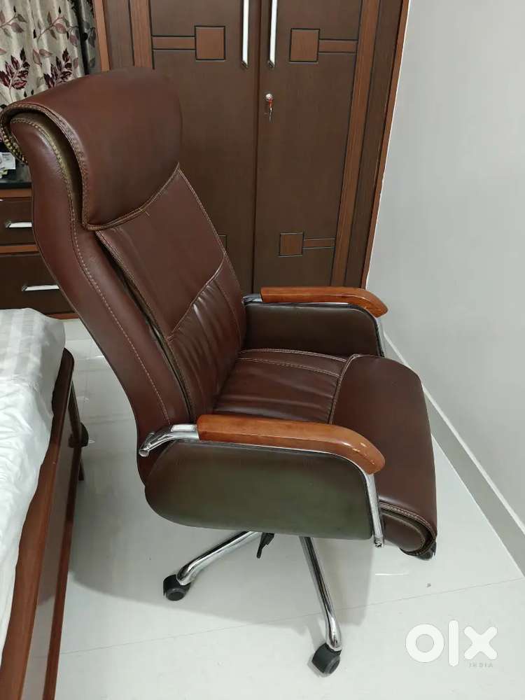 Office Wheel Chair