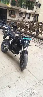 Revolt RV 400