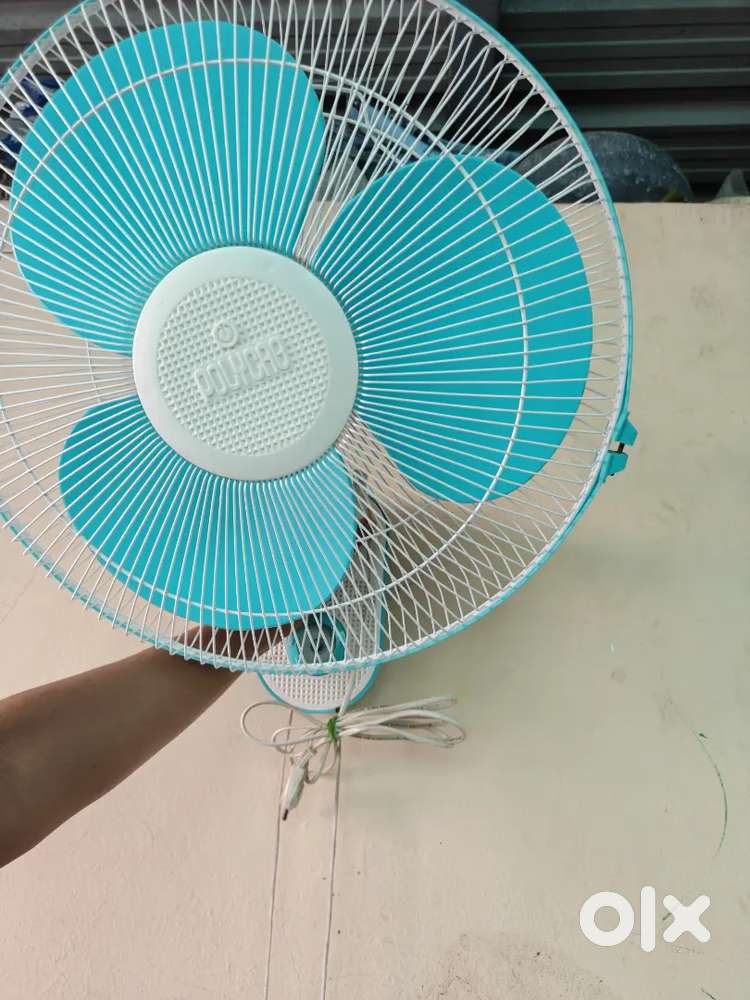 Wall anchoring Fan Polycab Brand