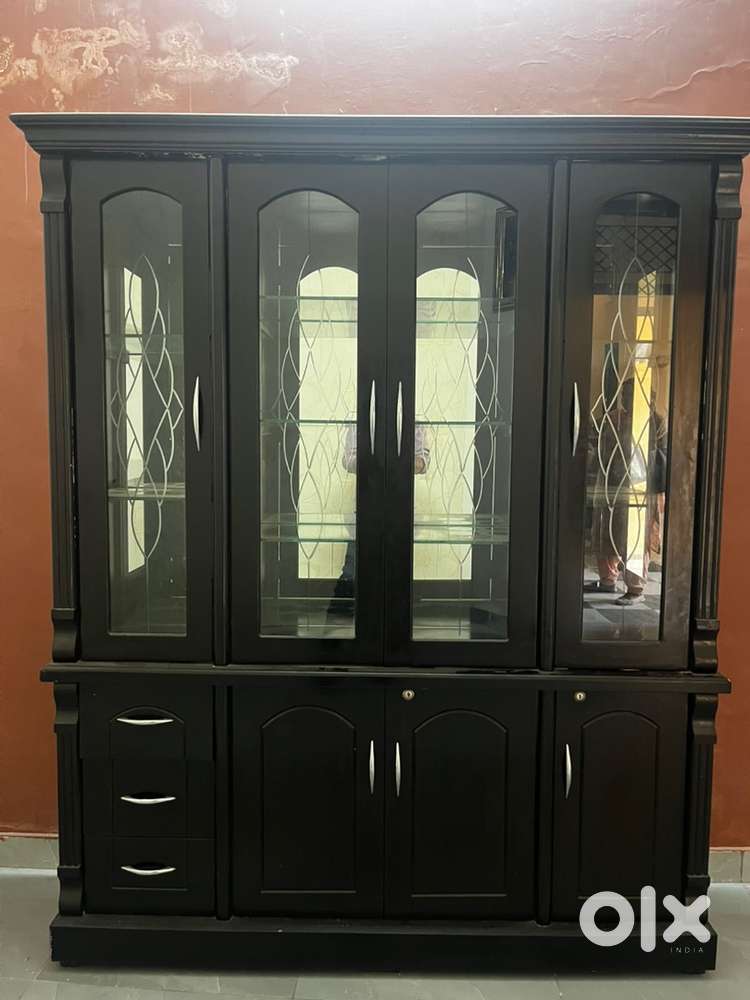 Stylish Wooden Crockery/ Display Cabinet/ Crockery Almirah