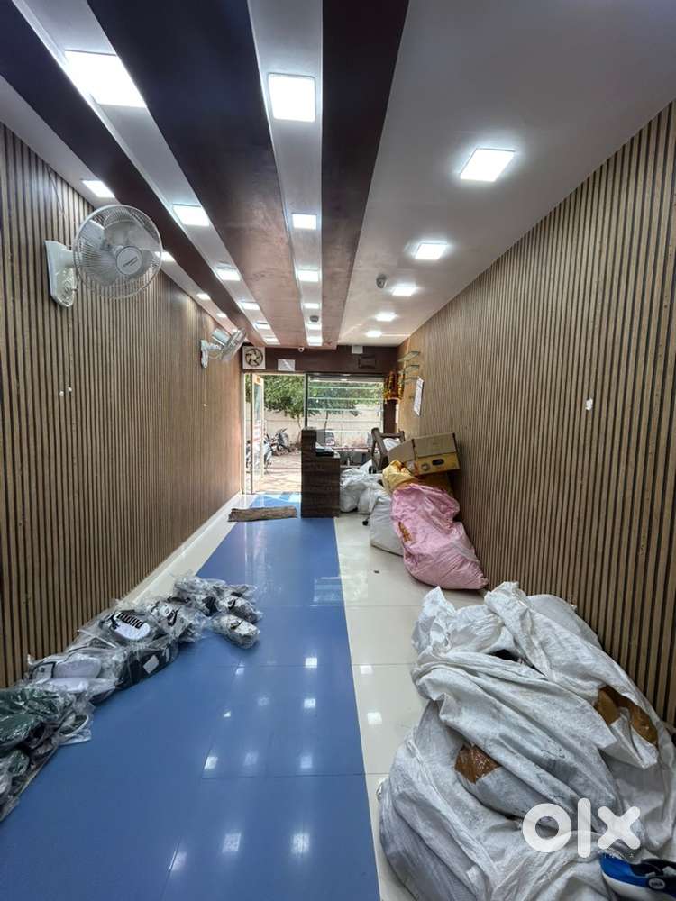 સેન્ટર પોઈન્ટ, ધોઘા સર્કલ