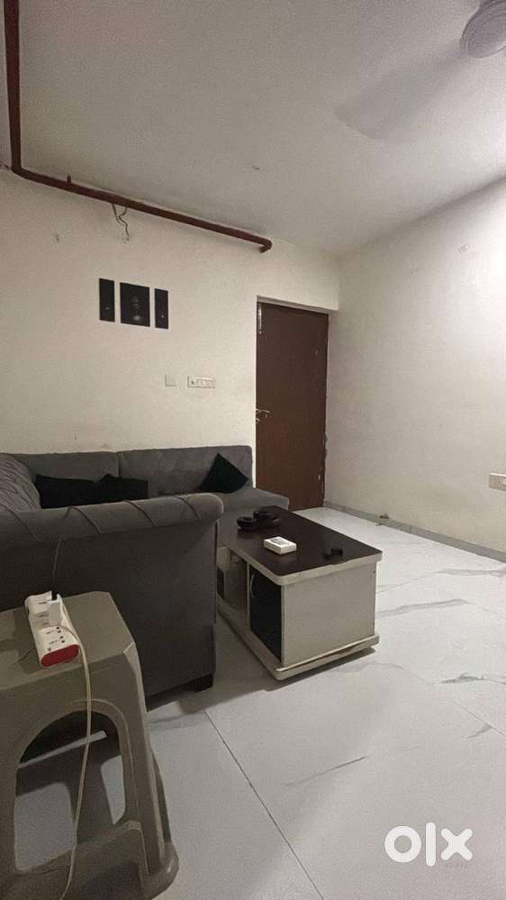 1 HALL BED AVAILABLE AT LEVEL ONE RESIDENCIES OSHIWARA