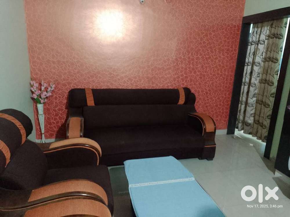 3 bhk furnished flat for rent in primr location