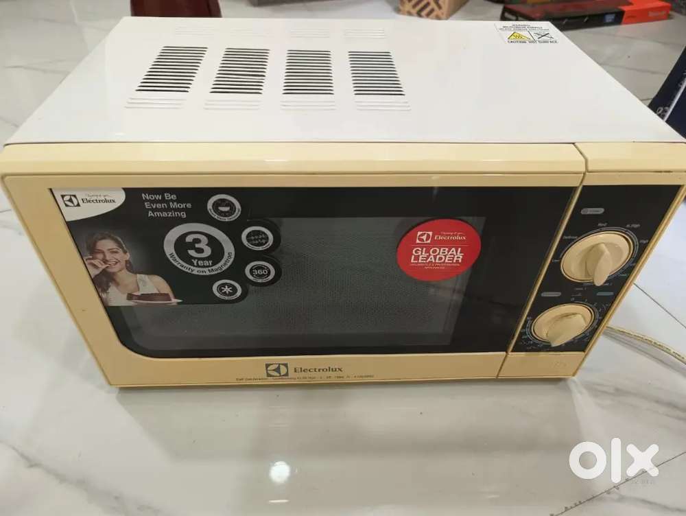 (Non Used) Electrolux 20 L Grill Microwave Oven G20M.WW-CG, White