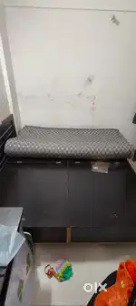 King size bed