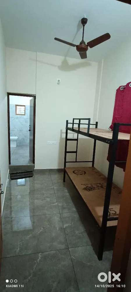 Bedspace with mess service