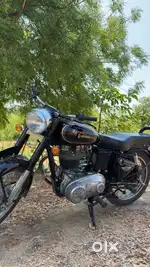 Royal enfield old model restored vehicle