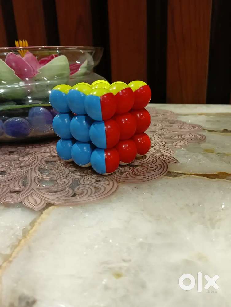 Football shape cube not magnetic