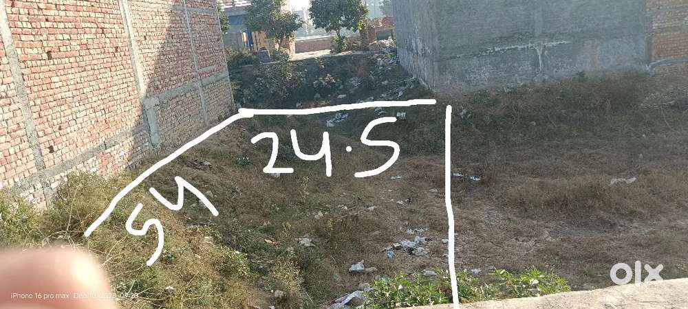 147 gaj plot 54x24.5 plot near gaytri mandir, 30 feet wide road,