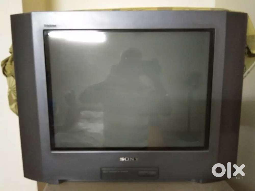 Sony color TV Negotiable