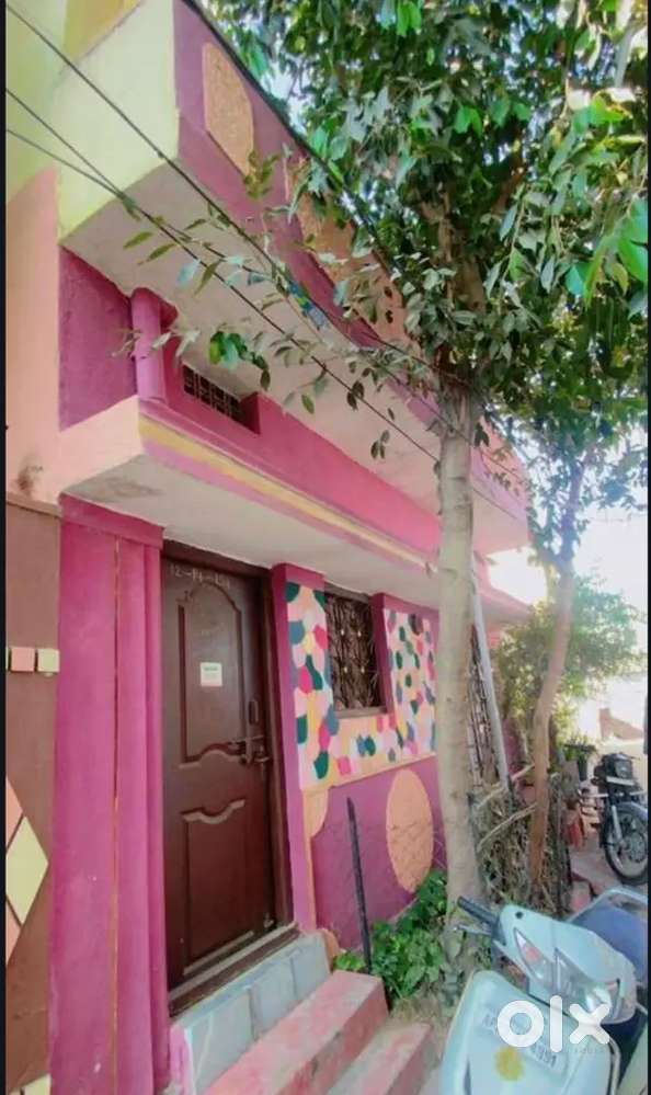House for sale 70 yards ground plus pent