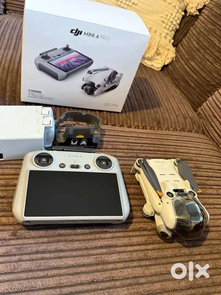 DJI Mini 4 Pro Fly More Combo with RC 2 Controller+ Care Refresh+ ND