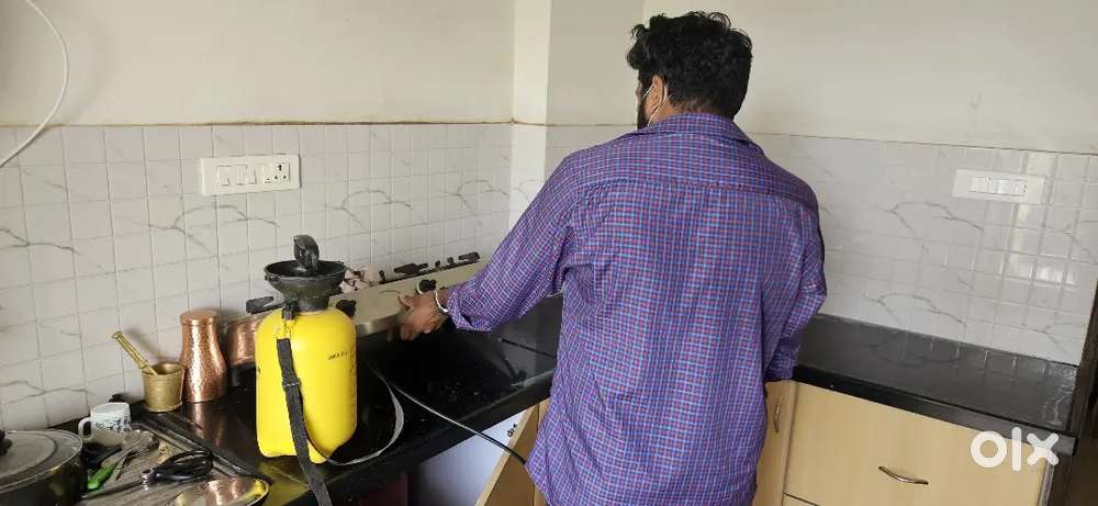 Pest Control Technician