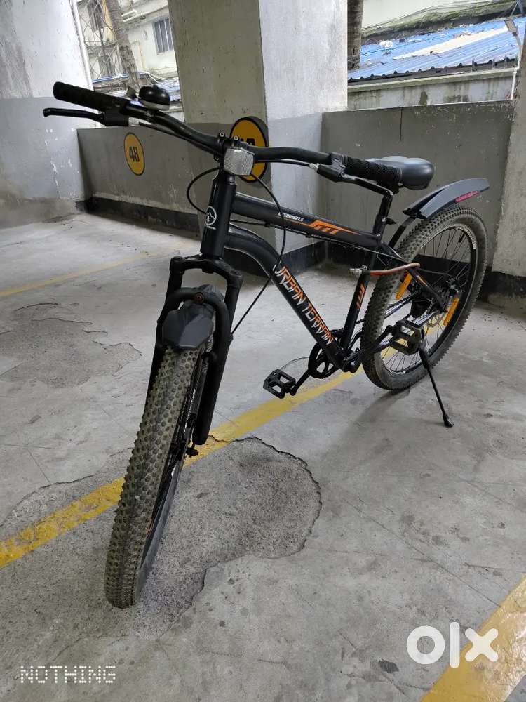 Urban Terrain Bolt Cycles for Men Dual Disc