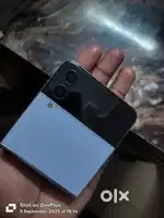 Samsung Galaxy Flip 4