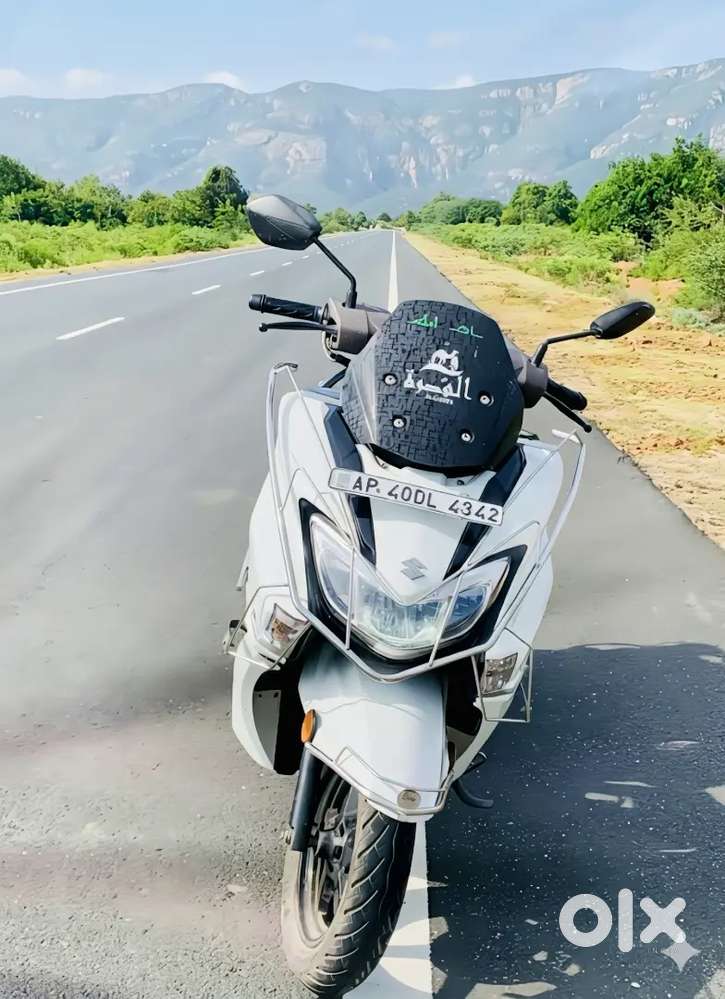 Less use bike neet condition some financial issue that's y selling