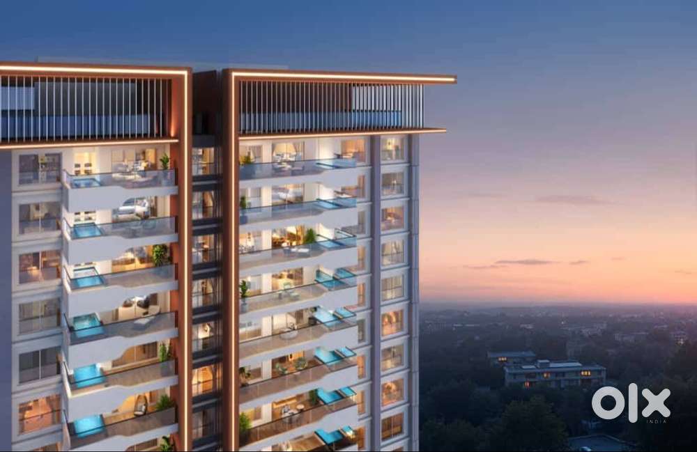 Private pool inside flat 3.5 bhks,urgent sell