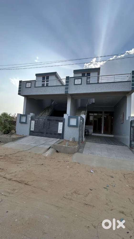 14*65=101 Gaj 2 BHK East Facing 90B approved Only 50 Lakh 
Royal city