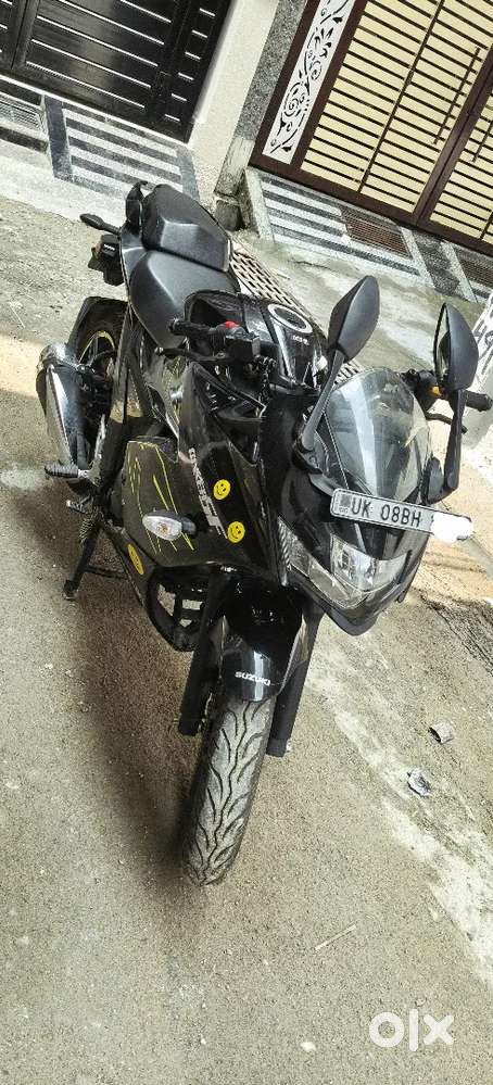 Suzuki Gixxer SF Rc 2025 model